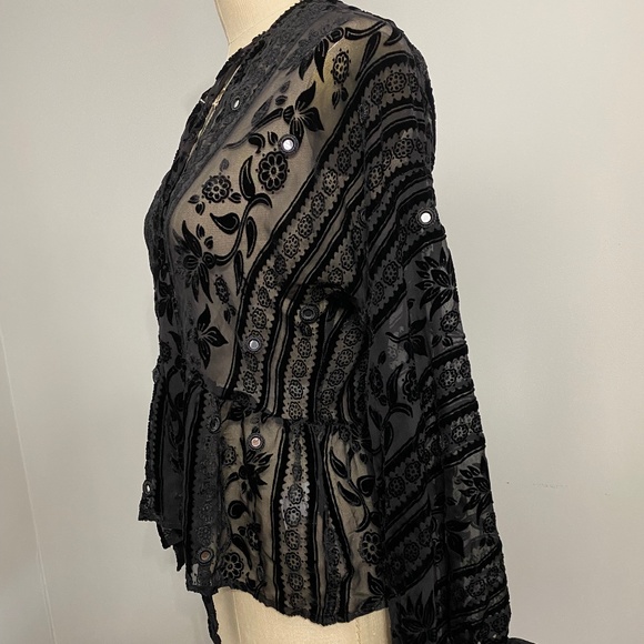 FOR LOVE AND LEMONS LONG SLEEVE VELVET BURNOUT BLOUSE WITH MIRROR DETAIL - Picture 6 of 6